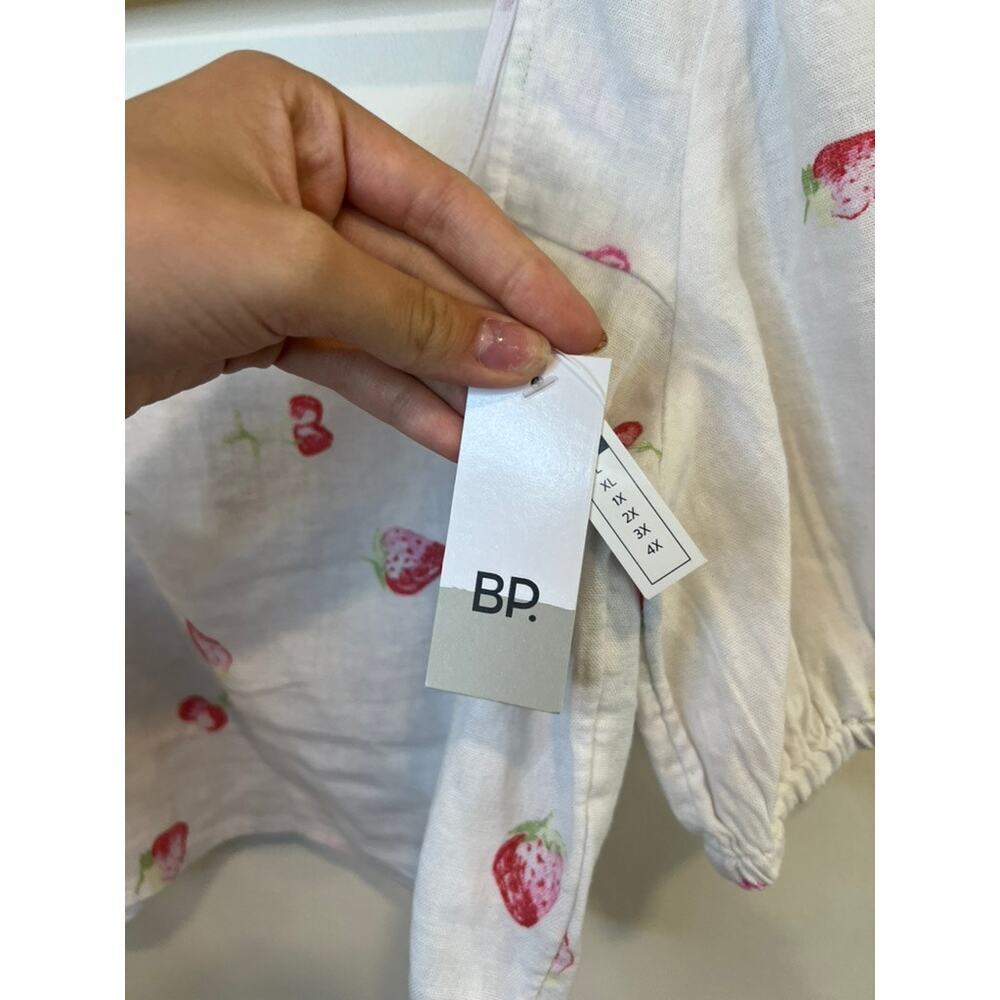 BP Strawberry Print Linen Blend Puff Sleeve Crop Top NWT Size Medium - Picture 4 of 6